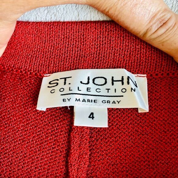 St. John Collection Terracotta Knit Pleated Front Elastic Waist Ankle Pants - Picture 2 of 9